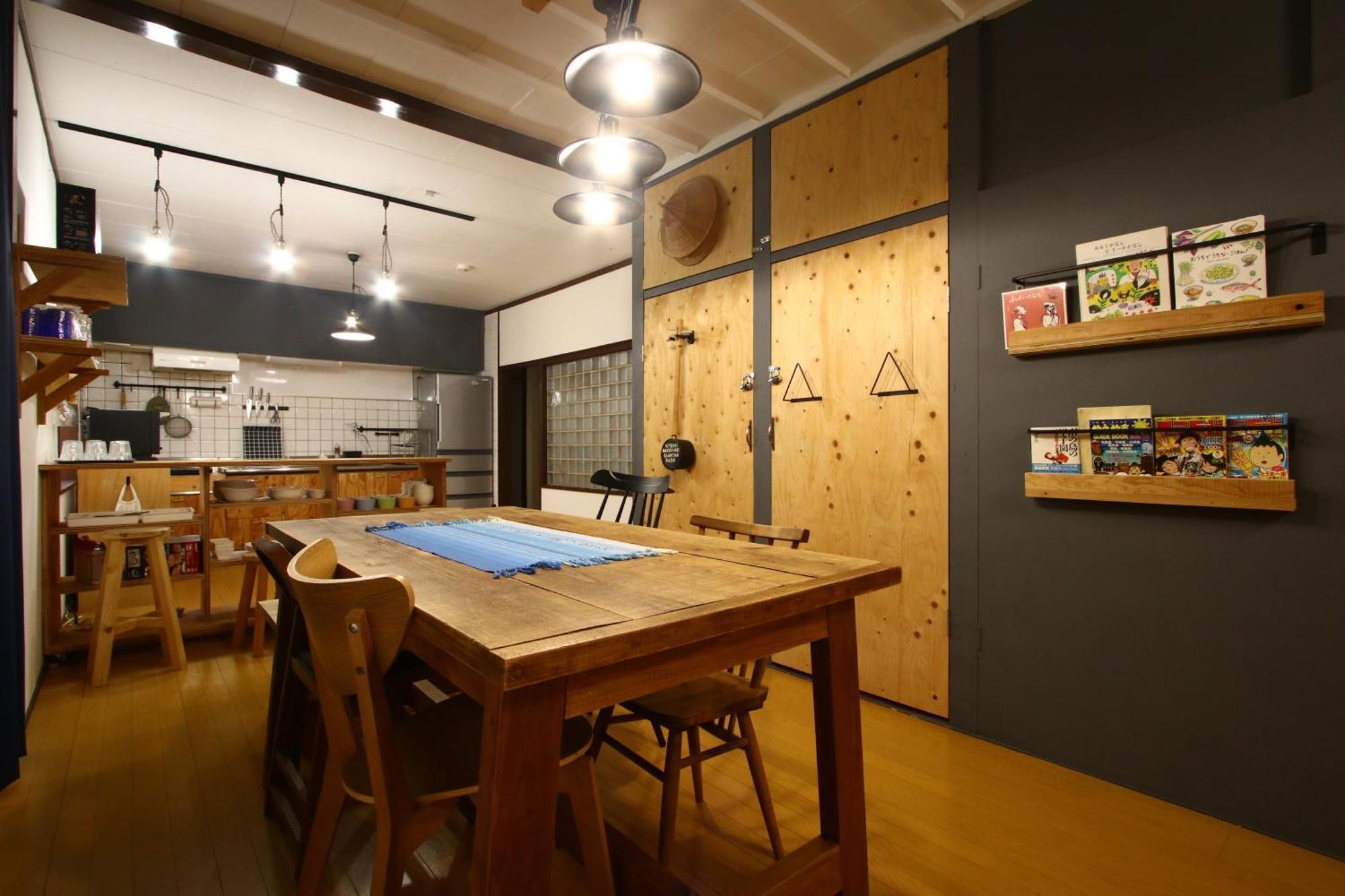 美崎の宿　バーローン Ishigaki  Exterior photo